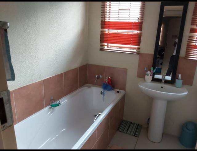 3 BEDROOM HOUSE FOR SALE IN SOSHANGUVE VV